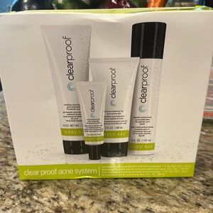Mary Kay clear proof acne system set 4 piece brand new never opened